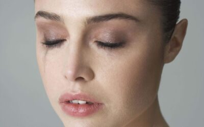 How To Achieve The Runny Mascara Look Quickly