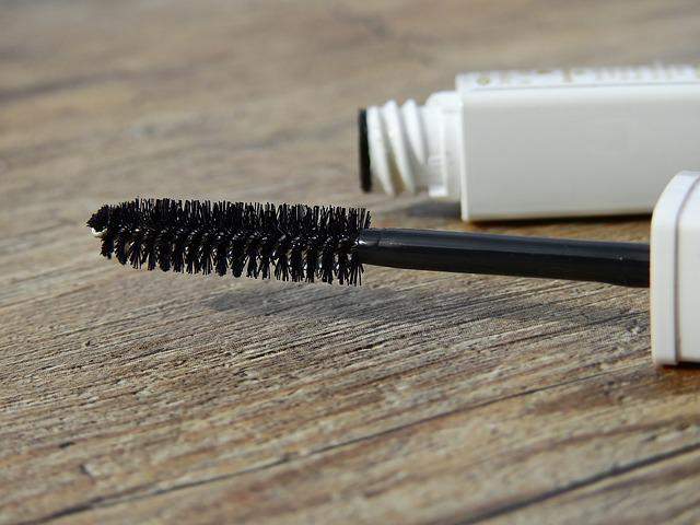 Is Gray Mascara Still Available In The Market?